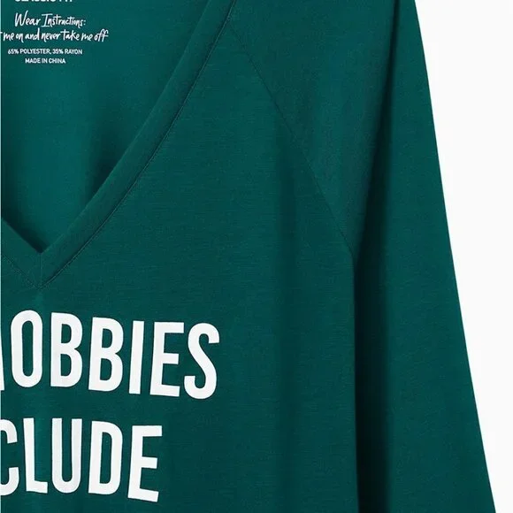 Torrid - Classic Fit Raglan Tee - Hobbies Scroll Green, Plus 00, M/L, Size 10 - Picture 2 of 4